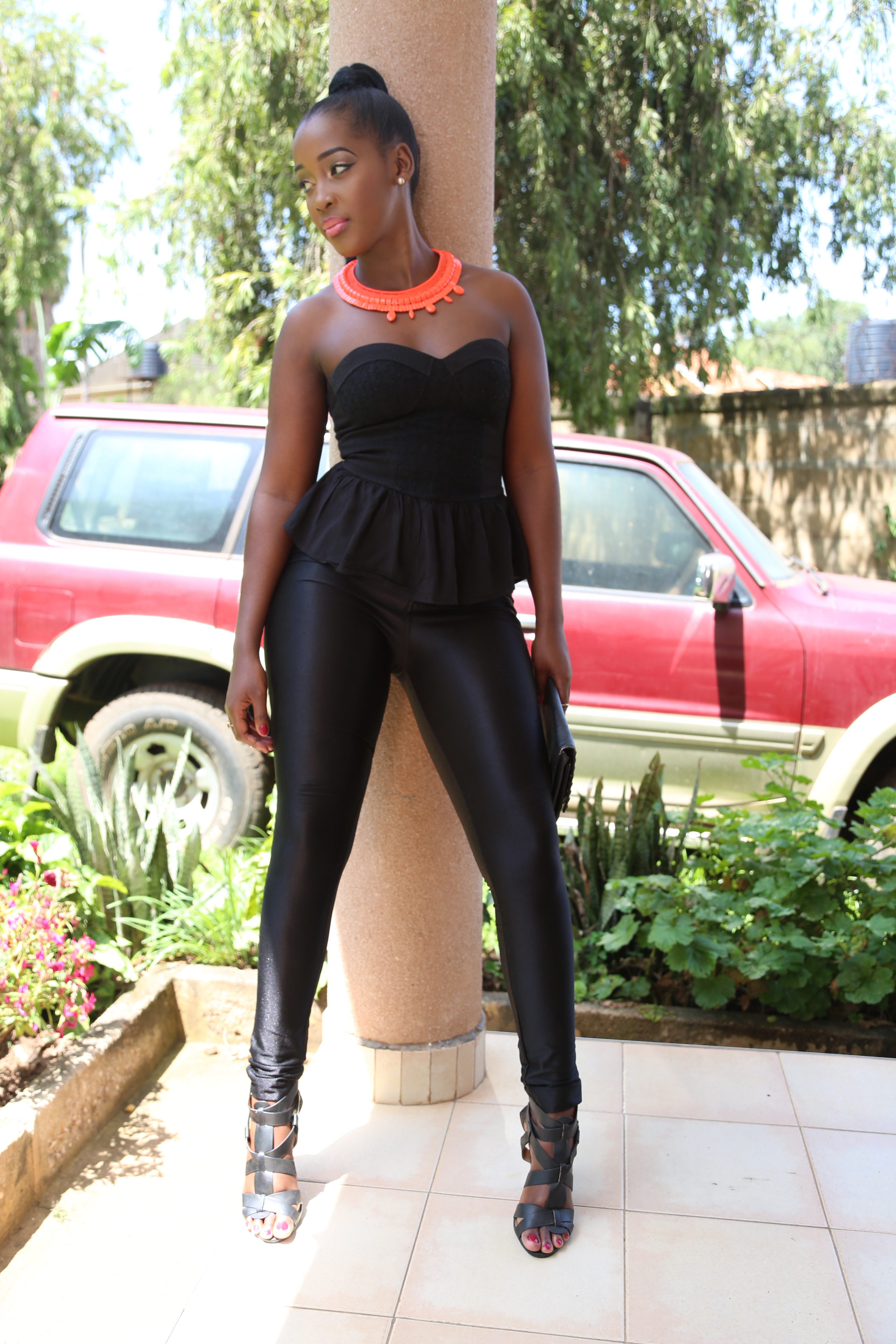 Orange  Black Out S62A5059